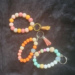 Keychain bracelet